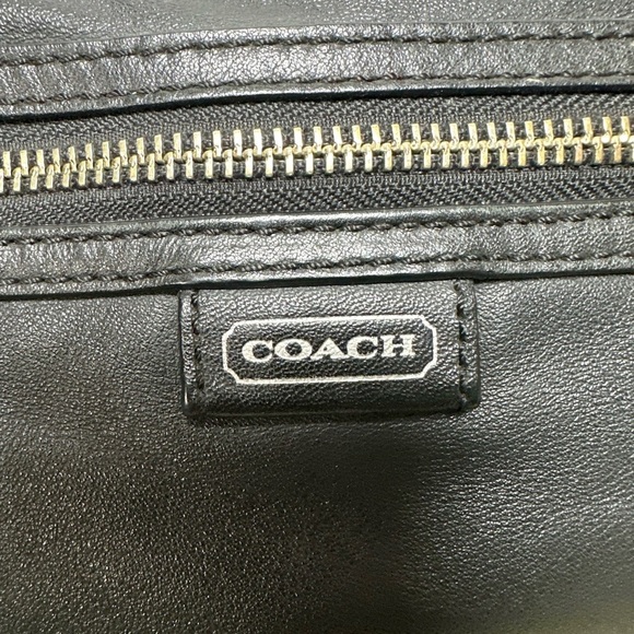 Preloved Coach Daisy Black Genuine Leather Crossbody/Hand Bag and Wallet Set. - Picture 10 of 14